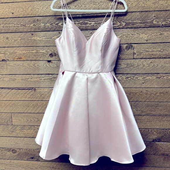 Alyce Paris - 3764 V Neckline Mikado Fit and Flare Cocktail Dress Size 6 - Picture 4 of 8